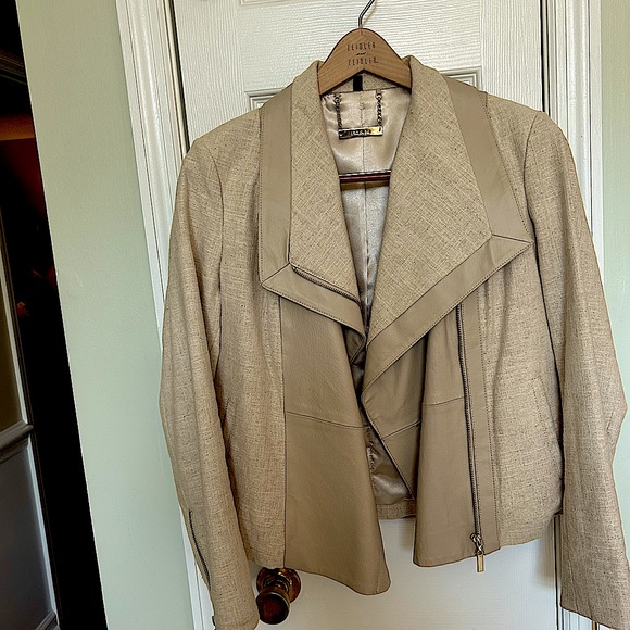 Women's IMAN, size medium, beige, stylish jacket. Pre-owned & in good condition. - Picture 1 of 8